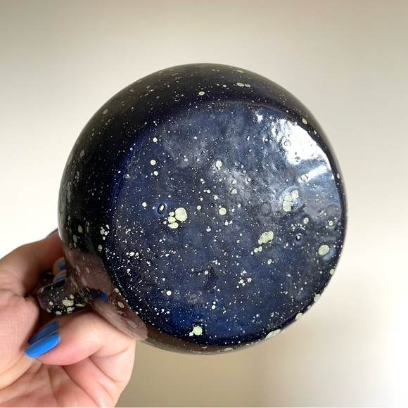 Vintage faience style enameled dark blue pottery jug green splatter farmhouse - Picture 6 of 10